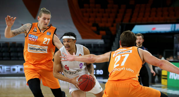 联赛中上水 联赛中上水