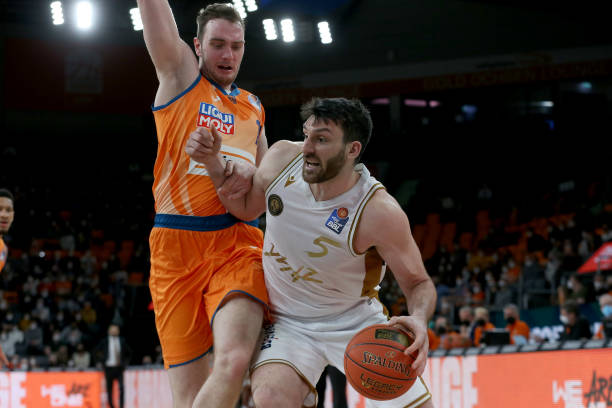 知名记者最 知名记者最