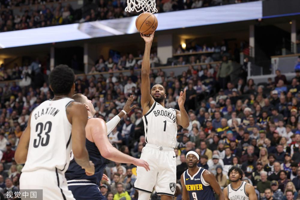 在这场激烈 在这场激烈